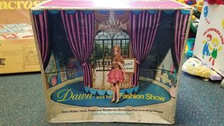 Vintage " Dawn And Her Fashion Show " W/original Box No Doll Nr