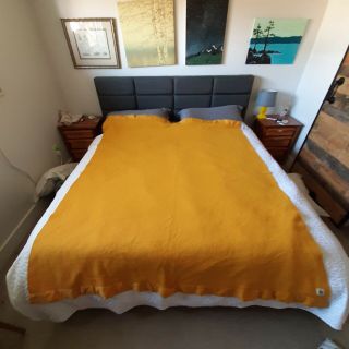 Vintage 100 Wool Satin Edge Mustard Golden Yellow Blanket 70 " X 82 " Double
