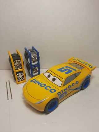 Jada 1:24 Scale Disney Pixar Cars 3 Dinoco Cruz Ramirez W/ Wheel Racks & Wheels