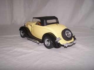 CUSTOM Yellow 1/18 Solido 1934 Ford V8 Roadster Hot Rod 3