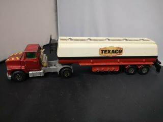 P766 - Matchbox Superkings K - 16 Ford Tractor And Articulated Texaco Tanker