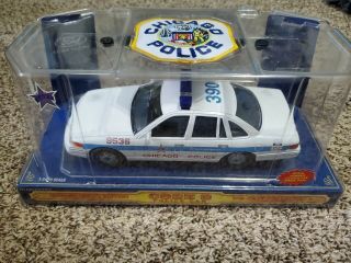 Code 3 - Chicago Police Department 1/24 Scale Ford Crown Victoria Police Car