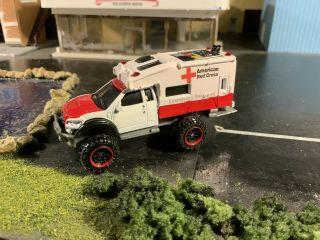 Matchbox Questor Red Cross Emergency Response Vehicle