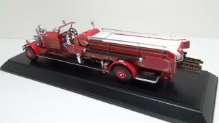 Matchbox Models of Yesteryear 1930 Ahrens Fox Quad 1:43 scale diecast 3