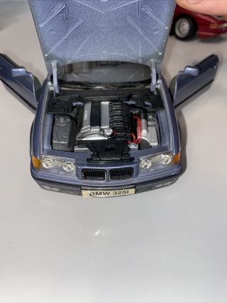 Maisto 1993 BMW 325i Convertible Special Edition 1:18 Scale And BMW 850i 3