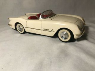 Mira 1953 Chevrolet Corvette 1:18 Diecast