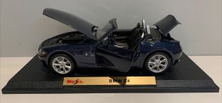 Maisto Special Edition Bmw Z4 1:18 Blue Doors Hood Trunk Opens On Stand