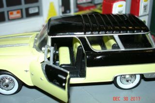 1955 Pontiac Safari Station Wagon,  1/43 Tutone Yellow & Black