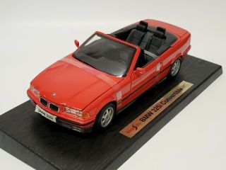 Maisto 1:18 BMW 325i Convertible Special Edition 1995 Red no box 3