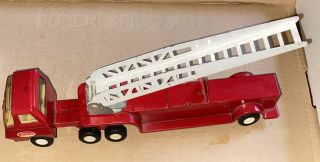Vintage Mini Tonka Hook And Ladder Fire Truck Red - White.  Look