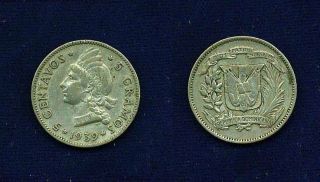 Dominican Republic 1939 5 Centavos Coin Xf