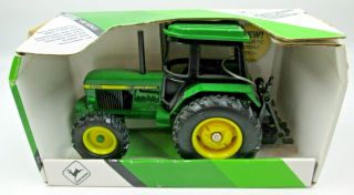 Die - Cast Ertl John Deere Utility Tractor 1/32 Scale With Rear Hitch 1992 No 5580
