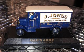 Lledo Bbc Ltd Edition Dad’s Army J.  Jones 1935 Ford Morris Butchers Van