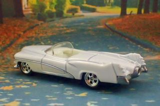 1951 51 Buick Lesabre Roadster Concept Car 1/64 Scale Limited Edition T