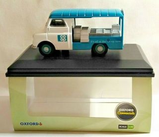 Oxford Commercials 1:43 Scale Bedford Ca Milk Float - Co - Op - Ca023 - Boxed