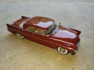 Maisto 1956 Chrysler 300b Special Edition 1/18 Die - Cast Car
