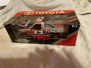 12 Toyota Tundra Trd Toyota Racing Development Race Truck 1:24 Nascar Diecast