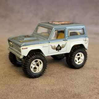 Hot Wheels Nose Art 67 Ford Bronco Real Riders - Loose