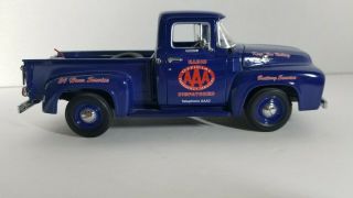 First Gear 1956 Ford F - 100 Pickup Truck - Aaa Emergency Service 1:25 Scale