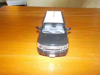 1/43 First Response California Highway Patrol,  Chevy Tahoe Police Car