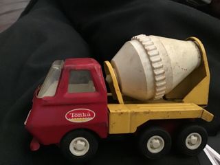 Vintage 1970’s Tiny Tonka Cement Mixer Yellow Red & White Pressed Steel Truck