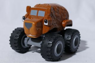 Blaze And The Monster Machines - Grizzly Bear - Die Cast Mattel Toy Car