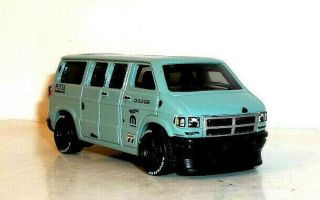 Loose 2021 Hot Wheels 1:64 Green 1994 Dodge Van Wheel Swap Real Riders