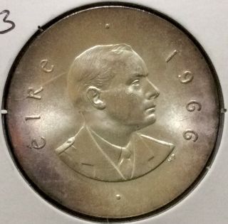 World Silver Coin - Uncirculated 1966 Ireland 10 Shilling 233