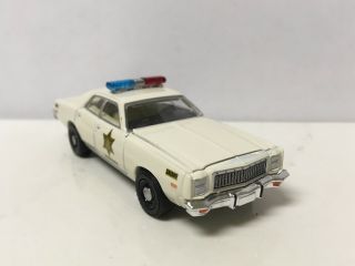1977 77 Plymouth Fury Hazzard County Police Collectible 1/64 Scale Diecast Model