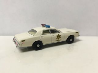1977 77 Plymouth Fury Hazzard County Police Collectible 1/64 Scale Diecast Model 3