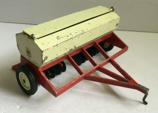 Vintage Ertl International Harvester Toy Grain Drill Planter Metal 1/16