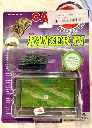 Cando (dragon) - Panzer Iv - 1942 - 1:144 - Inc Diorama Base & Display Case