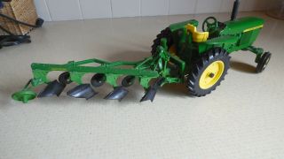 John Deere 3020 Toy Tractor Single - Dual Wheels & Plow Etrl