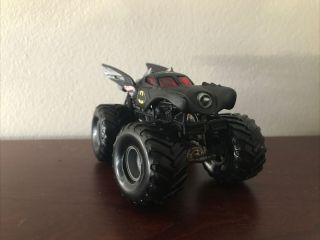 Batman Dc Comics Batmobile Hot Wheels Monster Truck 1:64 Diecast Comic Book Hero