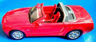 Motormax Red 2004 Ford Mustang Gt Concept Convertible 1:24 Diecast Car Only