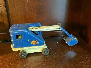 1950s Lumar Marx Pressed Steel Toy Contractors Scoop Power Shovel.  11644