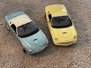 2000 Ford Thunderbird Turquoise Blue Yellow Set 1:18 Diecast Car No Box