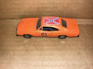 Dukes of Hazzard ERTL 1981 General Lee 1:64 Diecast Car 1969 Dodge Charger 2