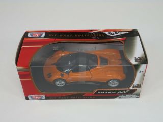 2016 Motor Max - Pagani Zonda F (orange) Diecast Model Scale 1:24