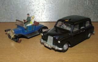 2 X Dinky Toys Car Models With Drivers Incl Model T Ford & Austin Taxi
