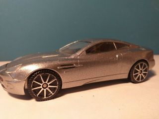 Corgi Toys Aston Martin Vanquish,  007 James Bond,  1/36,  C2002
