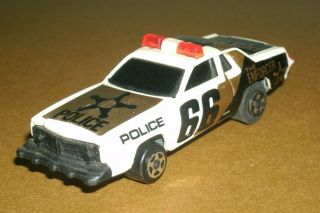 1/64 Scale 1978 Dodge Monaco Coupe Police Car Plastic Toy (the Enforcer) Kidco