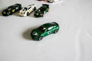 Hot Wheels Speed Machines Aston Martin V8 Vantage - Green - 1: