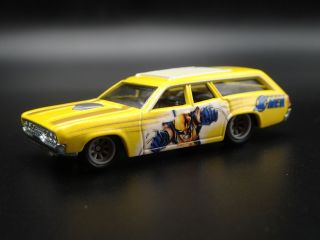 1971 71 Plymouth Satellite Station Wagon 1/64 Scale Diorama Diecast Model Car