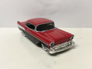 1957 57 Chevy Bel Air Collectible 1/64 Scale Diecast Diorama Model