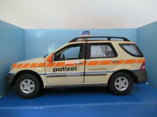 Cararama Mercedes M Class - Polizei Scale 1:43