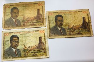 1962 Republic Of Cameroon 100 Franc Notes X 3