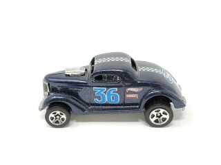 Hot Wheels 2011 Hw Cars Of The Decades 4/32 The 30s Neet Streeter 