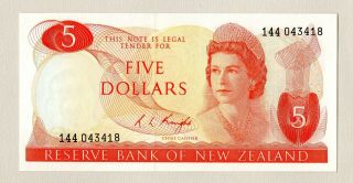 The Reserve Bank Of Zealand 5 Dollar Note Uncirculated