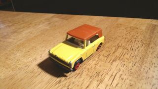 1969 Lesney Matchbox 18 Field Car Yellow England